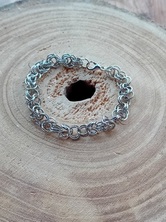 Aluminium chainmail bracelet