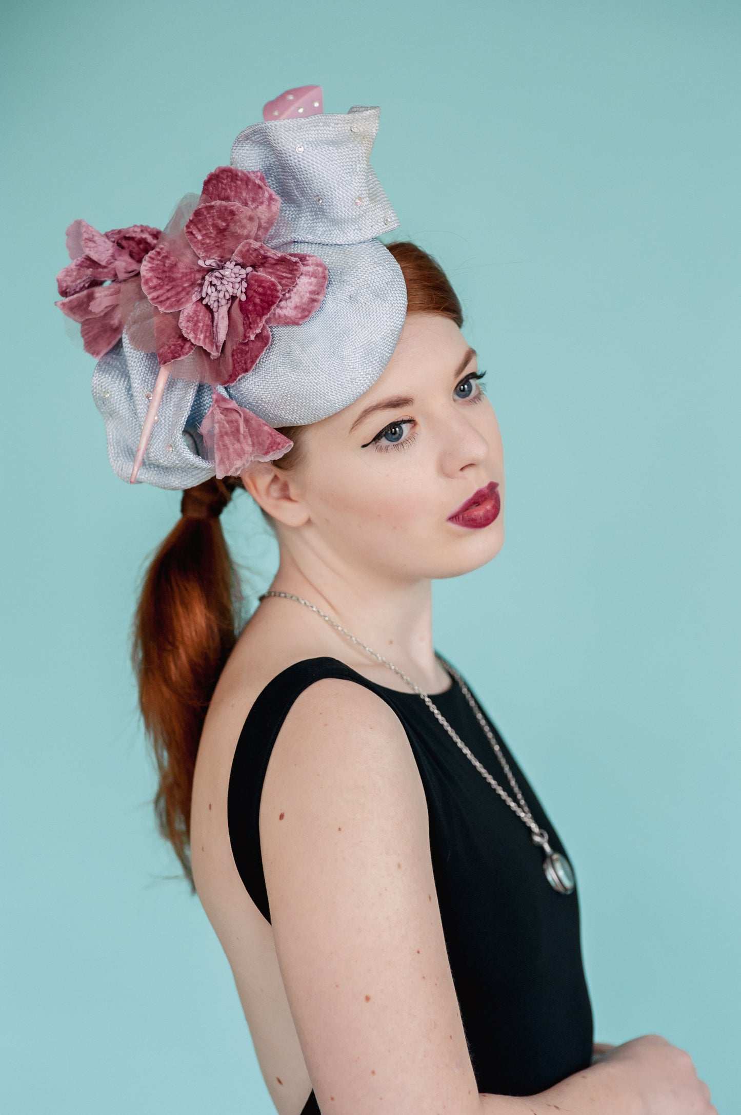 Silver straw mini beret with pink velvet rose